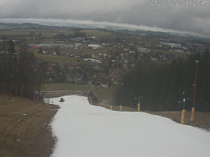 Ski areál Dlouhoňovice - Sjezdovka - 23.2.2026 v 11:32 Ski areál Dlouhoňovice - Sjezdovka - 23.2.2026 v 11:32