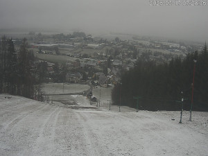 Ski areál Dlouhoňovice - Sjezdovka - 17.3.2026 v 07:32 Ski areál Dlouhoňovice - Sjezdovka - 17.3.2026 v 07:32
