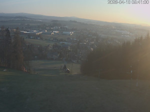 Ski areál Dlouhoňovice - Sjezdovka - 10.4.2026 v 06:45 Ski areál Dlouhoňovice - Sjezdovka - 10.4.2026 v 06:45