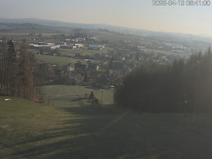 Ski areál Dlouhoňovice - Sjezdovka - 10.4.2026 v 07:45 Ski areál Dlouhoňovice - Sjezdovka - 10.4.2026 v 07:45