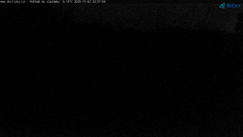 Snímek    2.11.2025 v 23:00