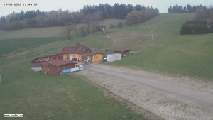 Ski Olešnice - Celkový pohled - 19.4.2026 v 13:45 Ski Olešnice - Celkový pohled - 19.4.2026 v 13:45