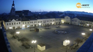 Město Bruntál - Náměstí Míru - 8.11.2025 v 06:15 Město Bruntál - Náměstí Míru - 8.11.2025 v 06:15