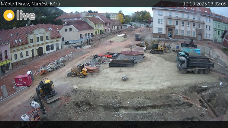 Město Tišnov - Náměstí Míru - 12.10.2025 v 08:32 Město Tišnov - Náměstí Míru - 12.10.2025 v 08:32