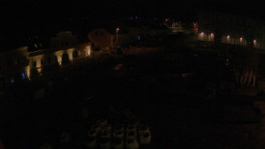 Město Tišnov - Náměstí Míru - 14.12.2025 v 19:45 Město Tišnov - Náměstí Míru - 14.12.2025 v 19:45