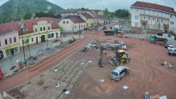 Náměstí Míru