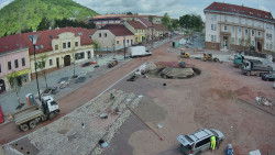 Náměstí Míru
