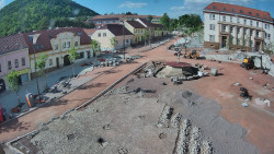 Náměstí Míru