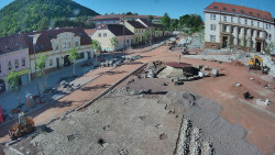 Náměstí Míru