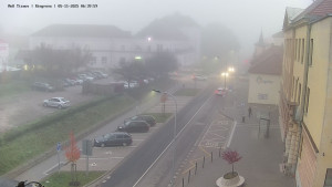 Město Tišnov - Riegerova ulice - 5.11.2025 v 06:45 Město Tišnov - Riegerova ulice - 5.11.2025 v 06:45