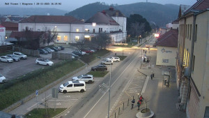 Město Tišnov - Riegerova ulice - 20.11.2025 v 16:30 Město Tišnov - Riegerova ulice - 20.11.2025 v 16:30