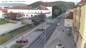 Město Tišnov - Riegerova ulice - 27.12.2025 v 16:15 Město Tišnov - Riegerova ulice - 27.12.2025 v 16:15
