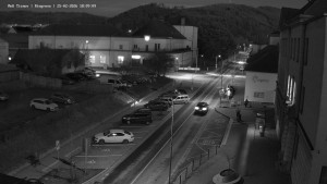 Město Tišnov - Riegerova ulice - 25.2.2026 v 18:15 Město Tišnov - Riegerova ulice - 25.2.2026 v 18:15