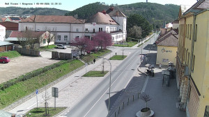 Město Tišnov - Riegerova ulice - 5.4.2026 v 11:45 Město Tišnov - Riegerova ulice - 5.4.2026 v 11:45