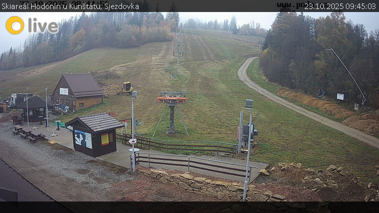Skiareál Hodonín u Kunštátu - Sjezdovka - 23.10.2025 v 09:45 Skiareál Hodonín u Kunštátu - Sjezdovka - 23.10.2025 v 09:45