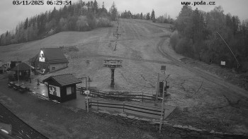 Snímek    3.11.2025 v 06:30