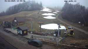 Skiareál Hodonín u Kunštátu - Sjezdovka - 15.12.2025 v 13:45 Skiareál Hodonín u Kunštátu - Sjezdovka - 15.12.2025 v 13:45