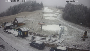 Skiareál Hodonín u Kunštátu - Sjezdovka - 16.12.2025 v 09:15 Skiareál Hodonín u Kunštátu - Sjezdovka - 16.12.2025 v 09:15