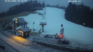 Skiareál Hodonín u Kunštátu - Sjezdovka - 29.1.2026 v 07:15 Skiareál Hodonín u Kunštátu - Sjezdovka - 29.1.2026 v 07:15