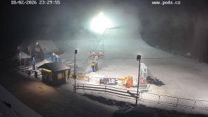 Skiareál Hodonín u Kunštátu - Sjezdovka - 18.2.2026 v 23:30 Skiareál Hodonín u Kunštátu - Sjezdovka - 18.2.2026 v 23:30