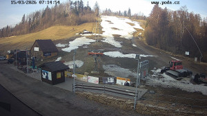 Skiareál Hodonín u Kunštátu - Sjezdovka - 15.3.2026 v 07:15 Skiareál Hodonín u Kunštátu - Sjezdovka - 15.3.2026 v 07:15