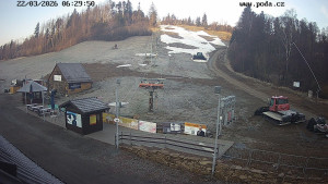 Skiareál Hodonín u Kunštátu - Sjezdovka - 22.3.2026 v 06:30 Skiareál Hodonín u Kunštátu - Sjezdovka - 22.3.2026 v 06:30