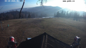 Skiareál Hodonín u Kunštátu - Sjezdovka, panorama východ - 20.3.2026 v 07:00 Skiareál Hodonín u Kunštátu - Sjezdovka, panorama východ - 20.3.2026 v 07:00
