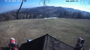 Skiareál Hodonín u Kunštátu - Sjezdovka, panorama východ - 20.3.2026 v 09:15 Skiareál Hodonín u Kunštátu - Sjezdovka, panorama východ - 20.3.2026 v 09:15