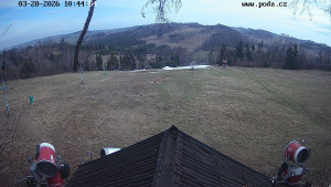Skiareál Hodonín u Kunštátu - Sjezdovka, panorama východ - 20.3.2026 v 10:45 Skiareál Hodonín u Kunštátu - Sjezdovka, panorama východ - 20.3.2026 v 10:45
