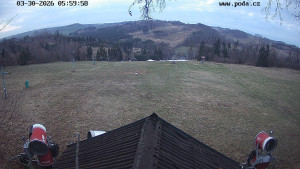Skiareál Hodonín u Kunštátu - Sjezdovka, panorama východ - 30.3.2026 v 07:00 Skiareál Hodonín u Kunštátu - Sjezdovka, panorama východ - 30.3.2026 v 07:00