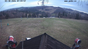Skiareál Hodonín u Kunštátu - Sjezdovka, panorama východ - 30.3.2026 v 09:00 Skiareál Hodonín u Kunštátu - Sjezdovka, panorama východ - 30.3.2026 v 09:00