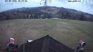 Skiareál Hodonín u Kunštátu - Sjezdovka, panorama východ - 30.3.2026 v 11:30 Skiareál Hodonín u Kunštátu - Sjezdovka, panorama východ - 30.3.2026 v 11:30