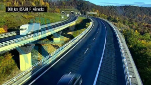 Prackovice nad Labem - Dálnice D8, Lovoš - 4.11.2025 v 07:55 Prackovice nad Labem - Dálnice D8, Lovoš - 4.11.2025 v 07:55