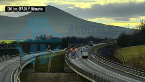 Prackovice nad Labem - Dálnice D8, Lovoš - 29.12.2025 v 11:40 Prackovice nad Labem - Dálnice D8, Lovoš - 29.12.2025 v 11:40