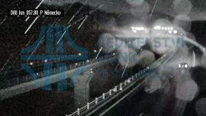 Prackovice nad Labem - Dálnice D8, Lovoš - 29.12.2025 v 22:25 Prackovice nad Labem - Dálnice D8, Lovoš - 29.12.2025 v 22:25