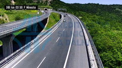 Dálnice D8, Lovoš