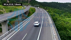 Dálnice D8, Lovoš
