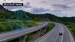Dálnice D8, Lovoš