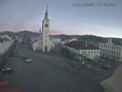 Náměstí, koste sv. Markéty