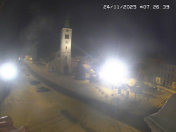 Náměstí, koste sv. Markéty