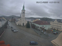 Náměstí, koste sv. Markéty