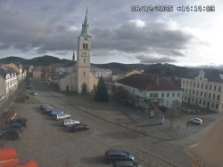 Náměstí, koste sv. Markéty