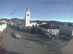 Náměstí, koste sv. Markéty