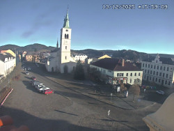 Náměstí, koste sv. Markéty