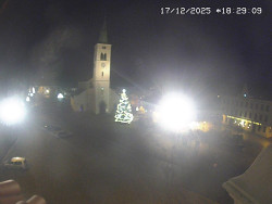 Náměstí, koste sv. Markéty