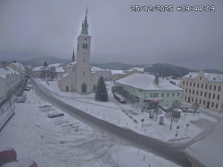 Náměstí, koste sv. Markéty