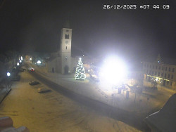 Náměstí, koste sv. Markéty