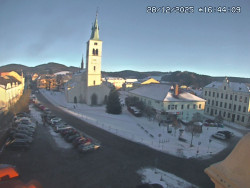 Náměstí, koste sv. Markéty