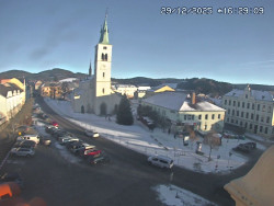 Náměstí, koste sv. Markéty