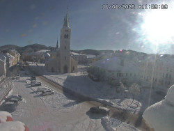 Náměstí, koste sv. Markéty